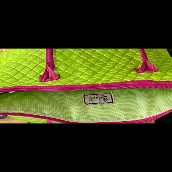 Belvah Quilted Women’s Baby Diaper Bag Neon Green - Picture 14 of 16